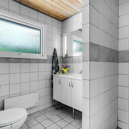 4 Bedroom Cozy In 펜션